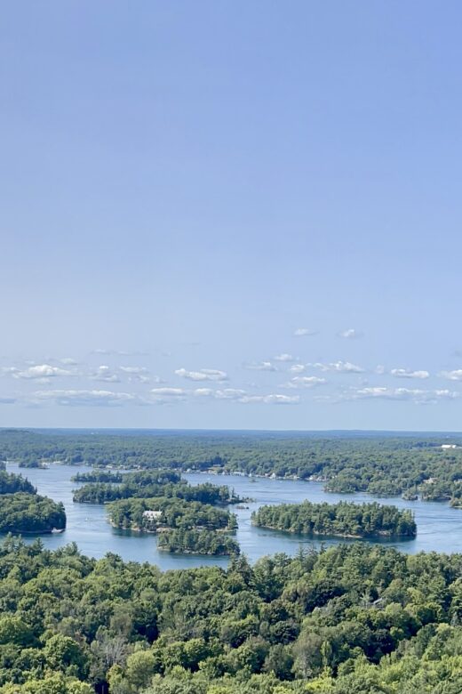 panorama vista of the 1000 islands